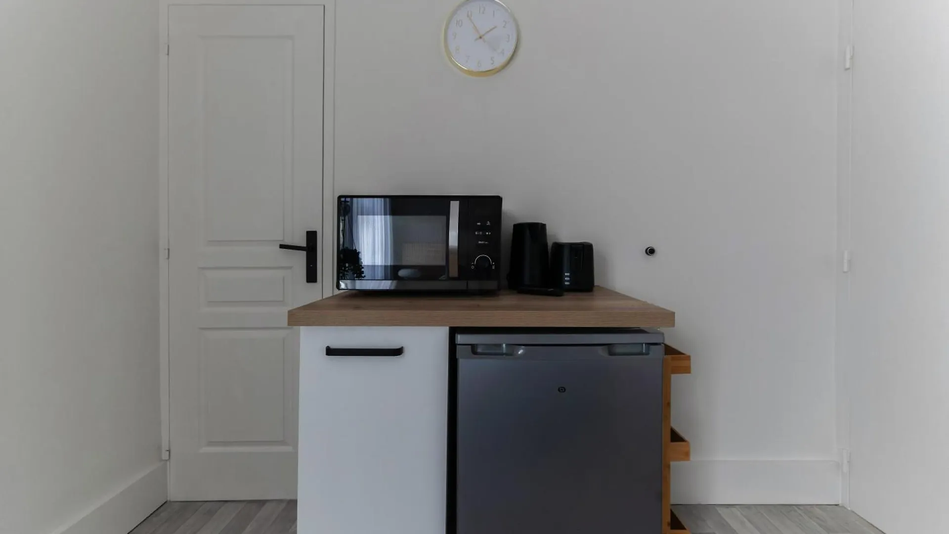 Residence Desroziers - Appartements Design En Centre Ville Vichy 0*,