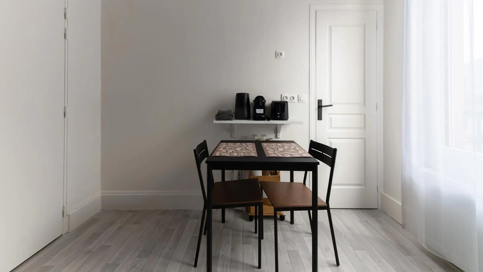 Residence Desroziers - Appartements Design En Centre Ville Vichy Apartment