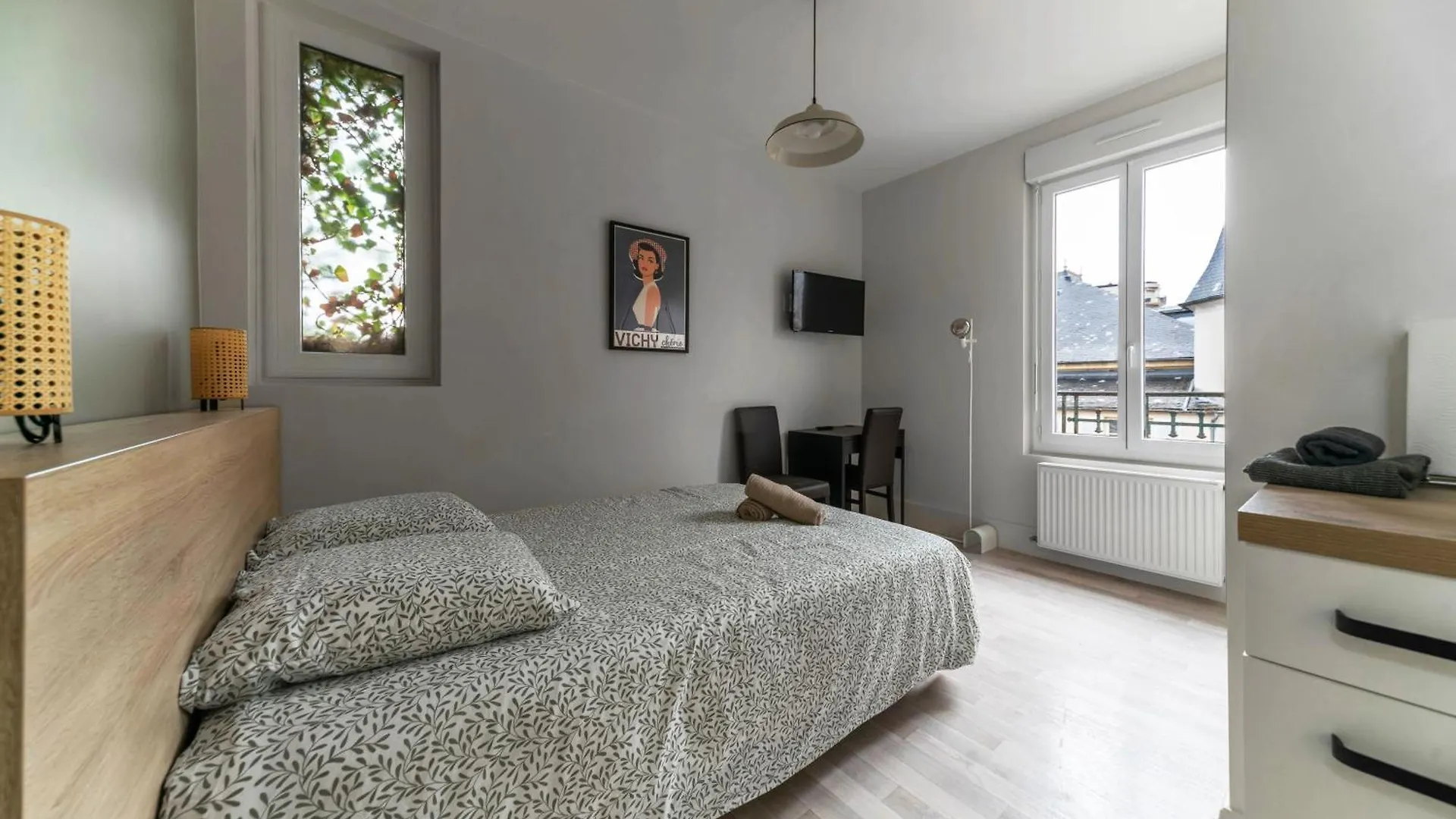 Residence Desroziers - Appartements Design En Centre Ville Vichy 0*,  France