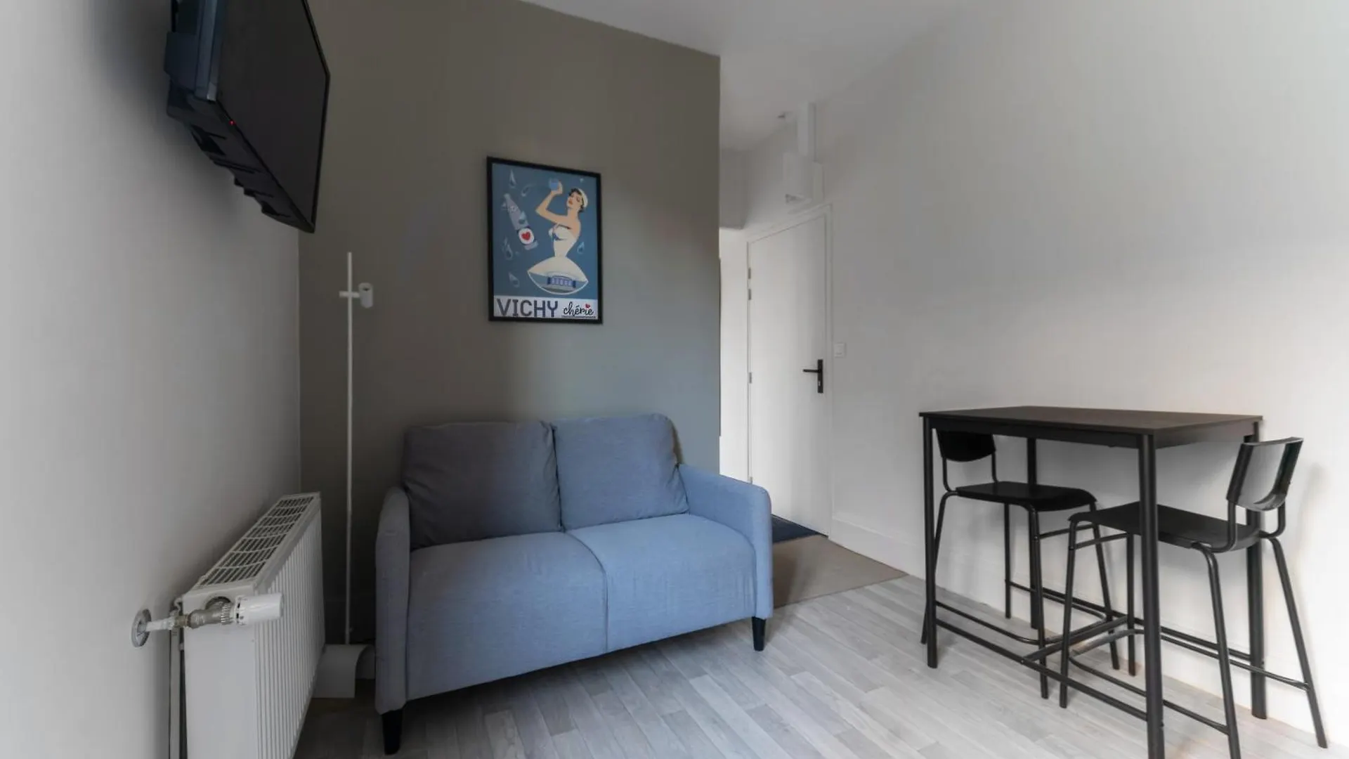 Residence Desroziers - Appartements Design En Centre Ville Vichy 0*,  France